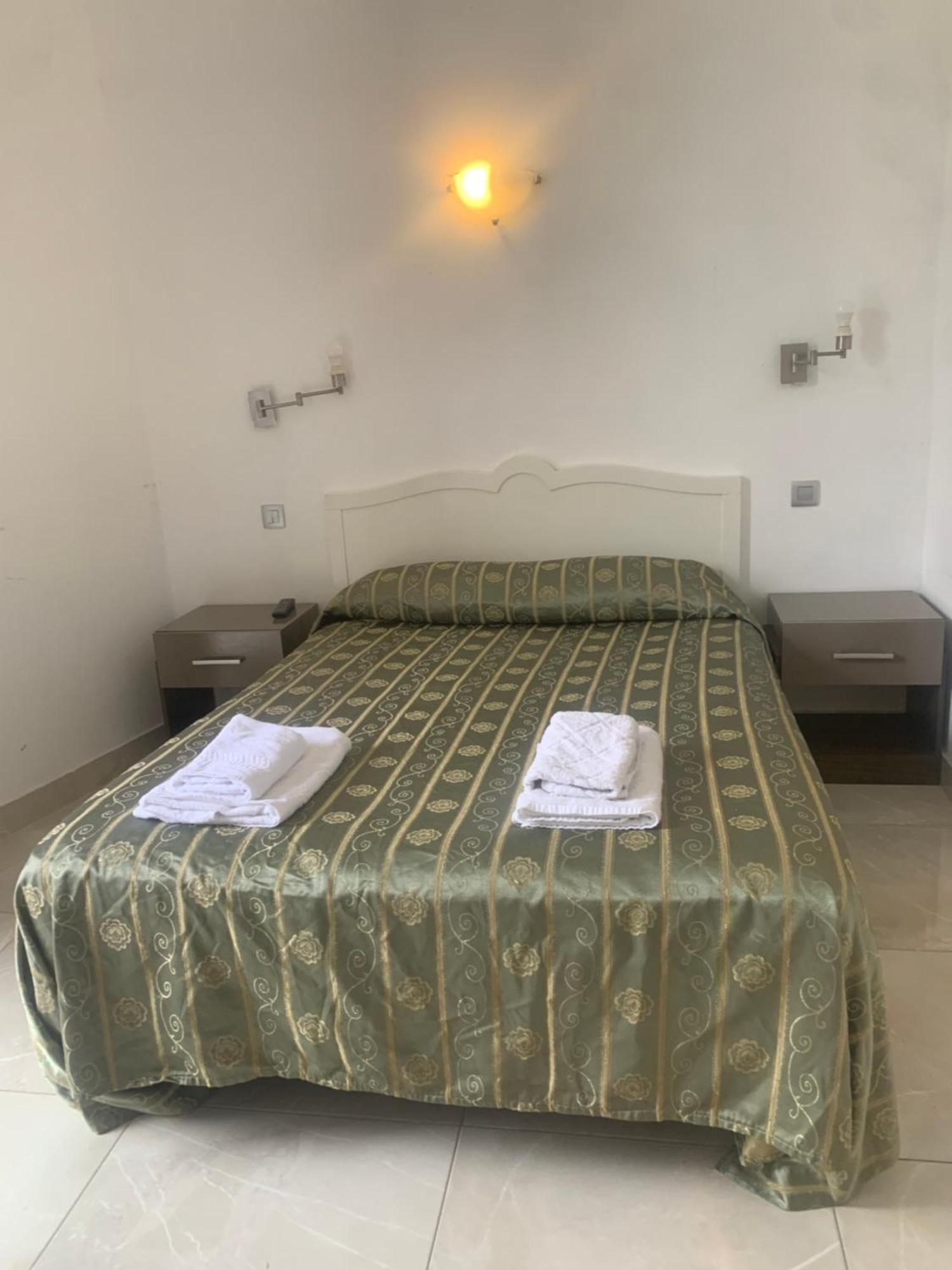 Hotel Neptune Cannes Eksteriør bilde