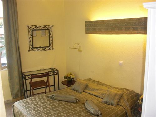 Hotel Neptune Cannes Eksteriør bilde